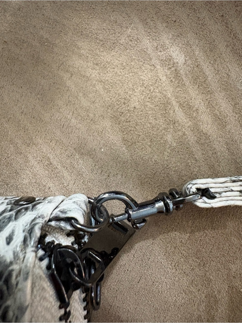 a new day Snake-Print Double Zip Wristlet Wallet in White and Gray - Picture 10 of 11